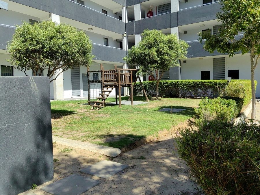 2 Bedroom Property for Sale in Parklands Western Cape